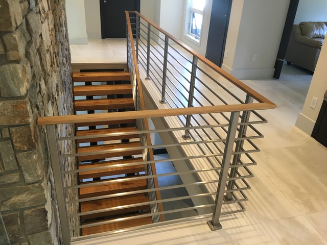 Greg - modern staircase and horizontal railing - Moderne - Trappe ...