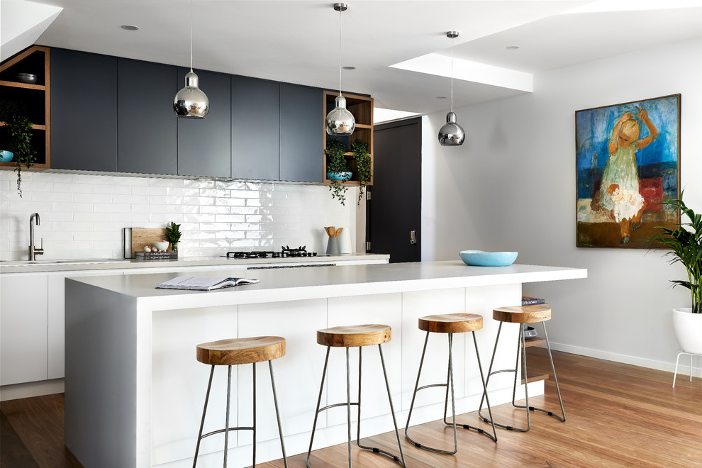 Coastal House - Beach Style - Kitchen - Sydney - by Santamaria Design ...