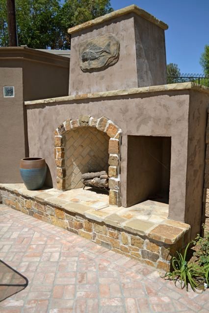 Mediterranean Villa Outdoor fireplace