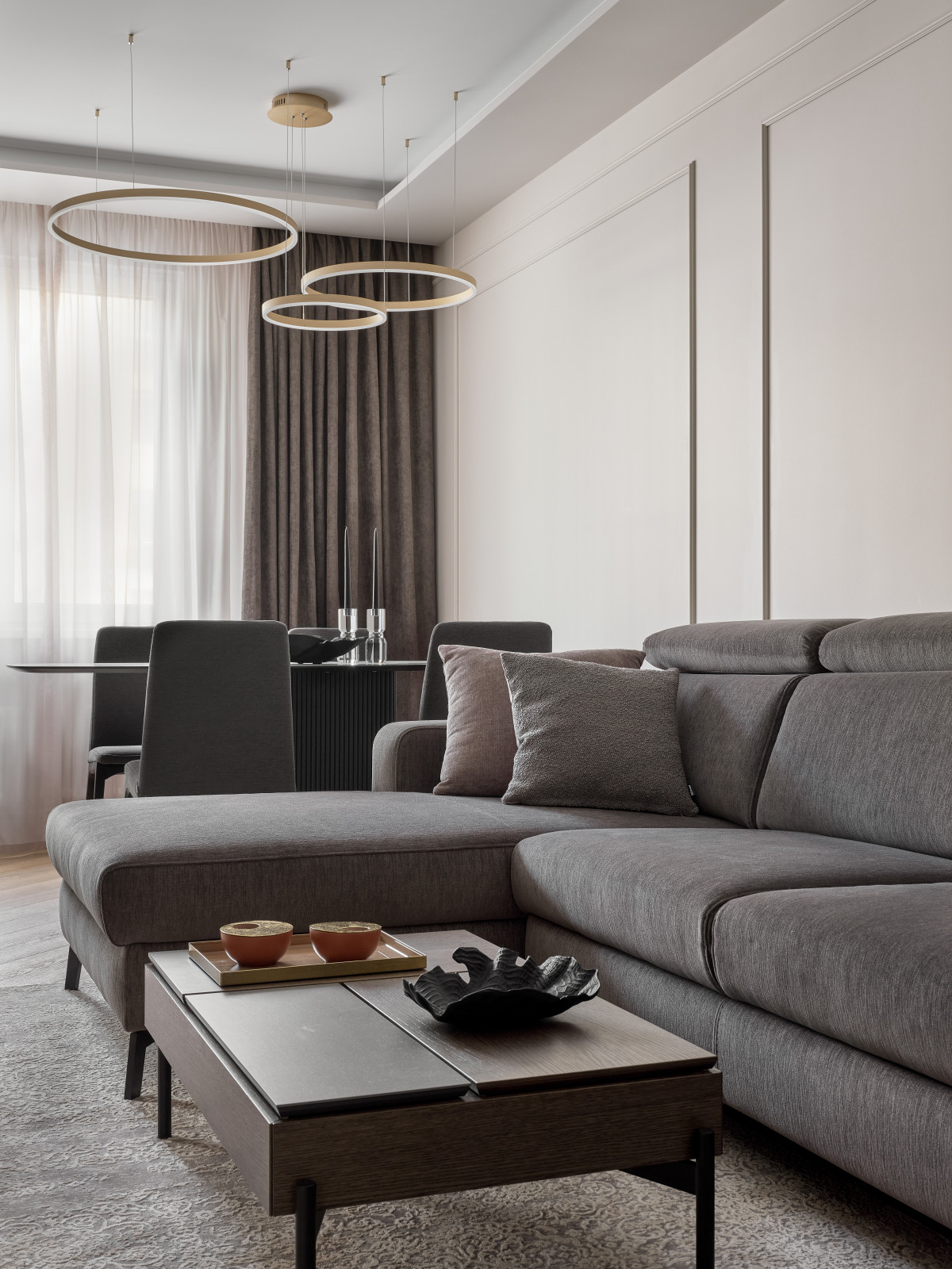 Стильный монохром - трехкомнатная квартира