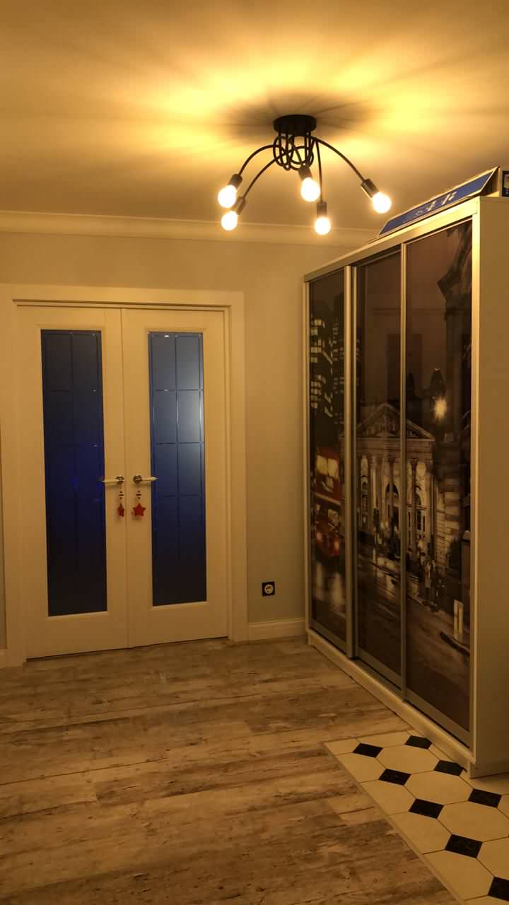 Современный черный