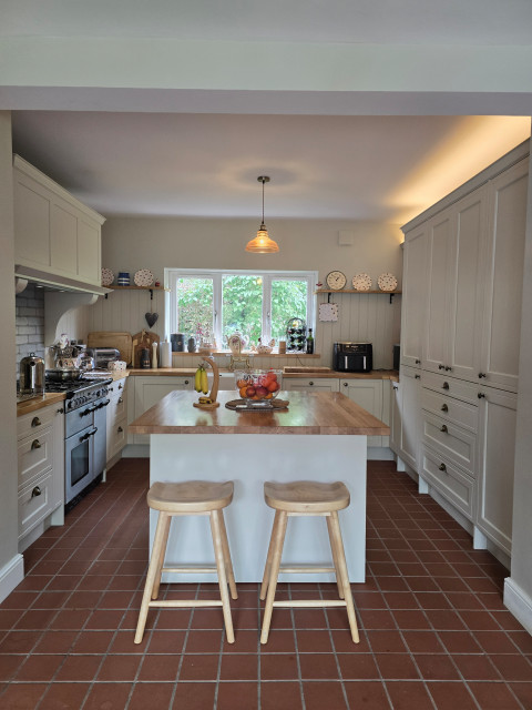 Winslow Inframe Effect Kitchen country-kitchen