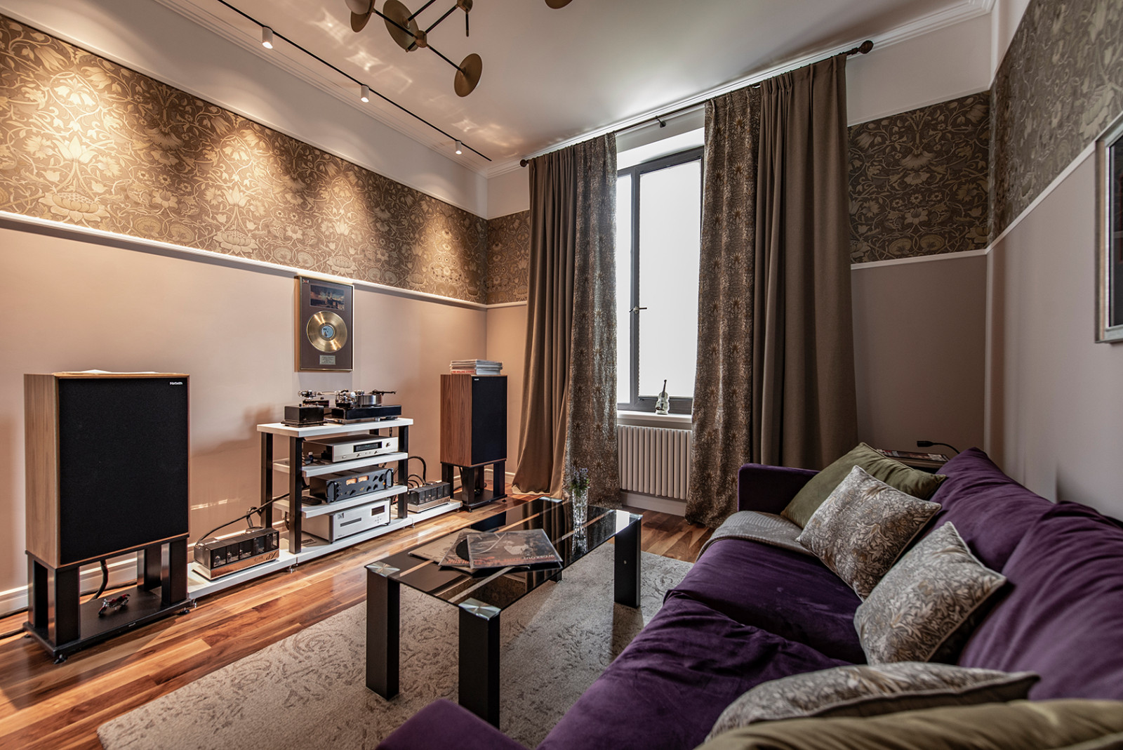 Contemporary House and Sauna