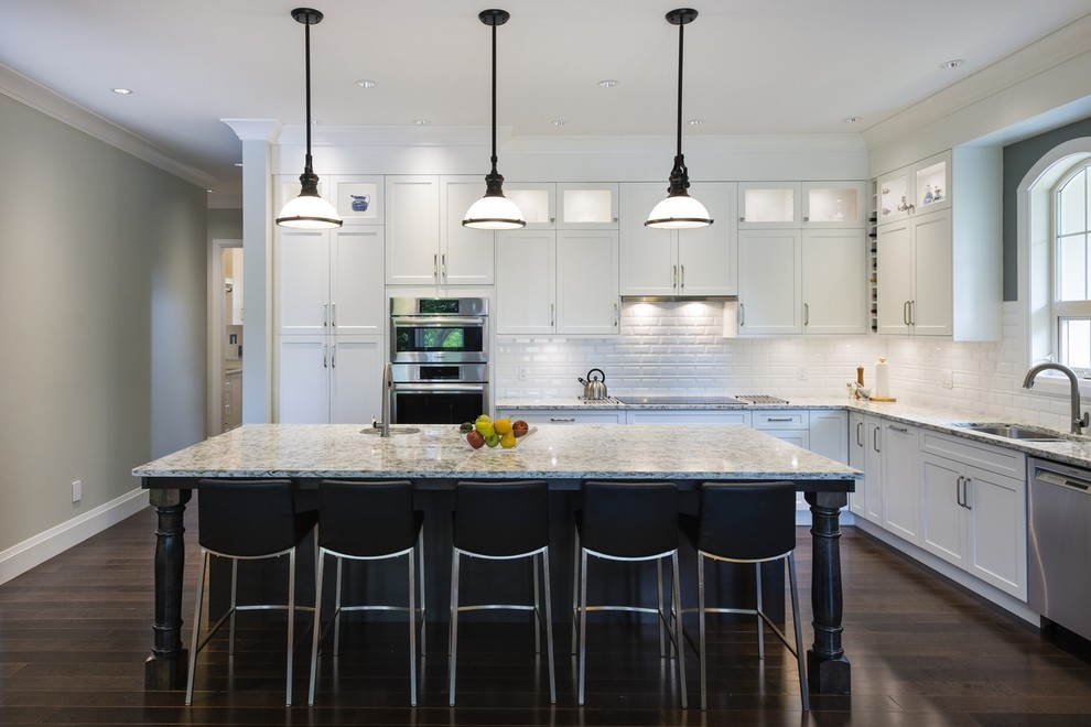 Inspiration for a transitional kitchen remodel in Vancouver