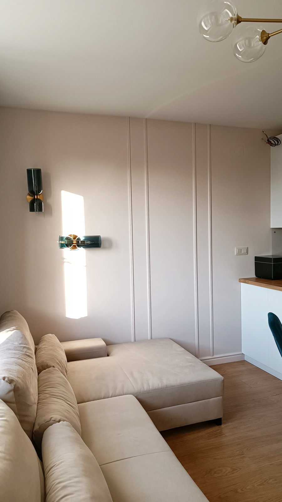 Колпино, квартира для семейной пары с маленькой принцессой