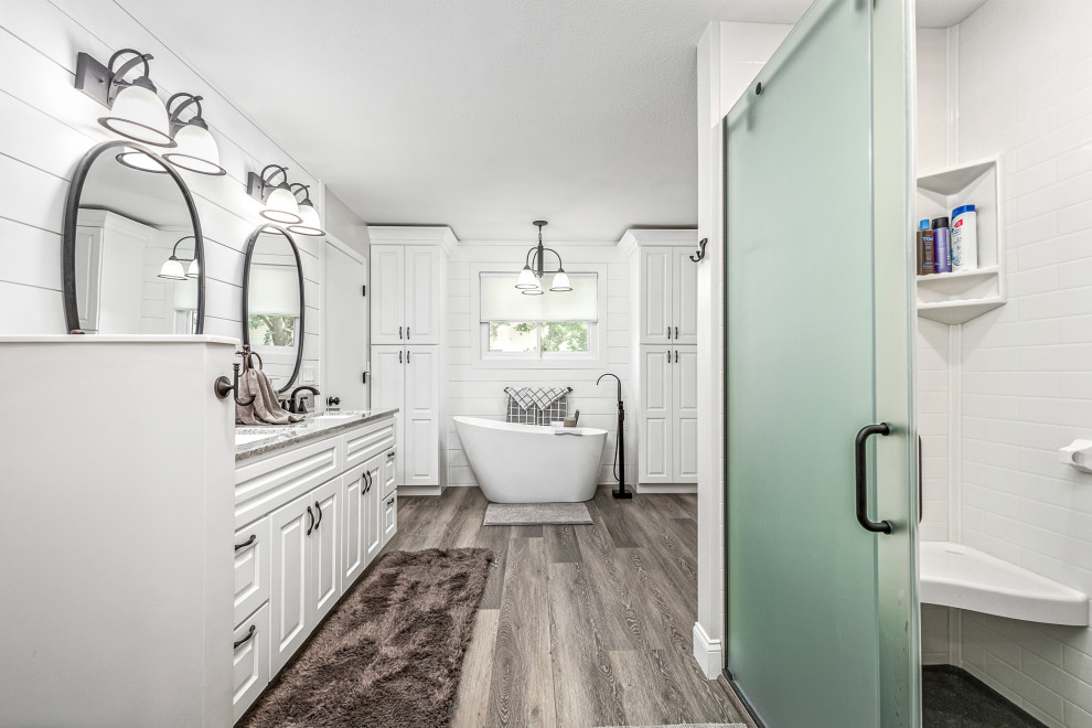 Lake Bathroom & New Flooring update