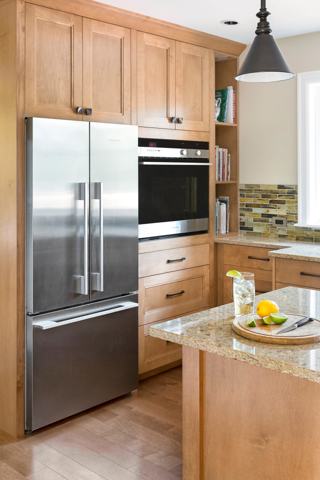 Inspiration for a transitional kitchen remodel in Vancouver