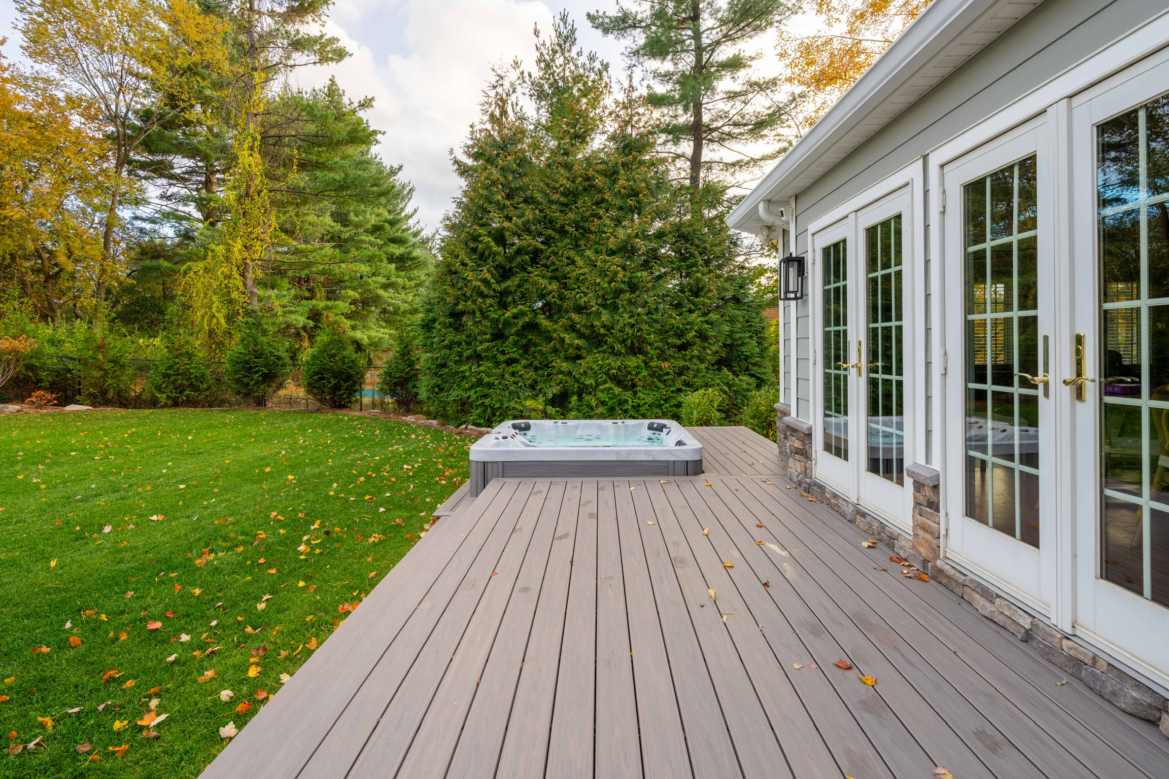 Porcelain Paradise with a Party Pavilian