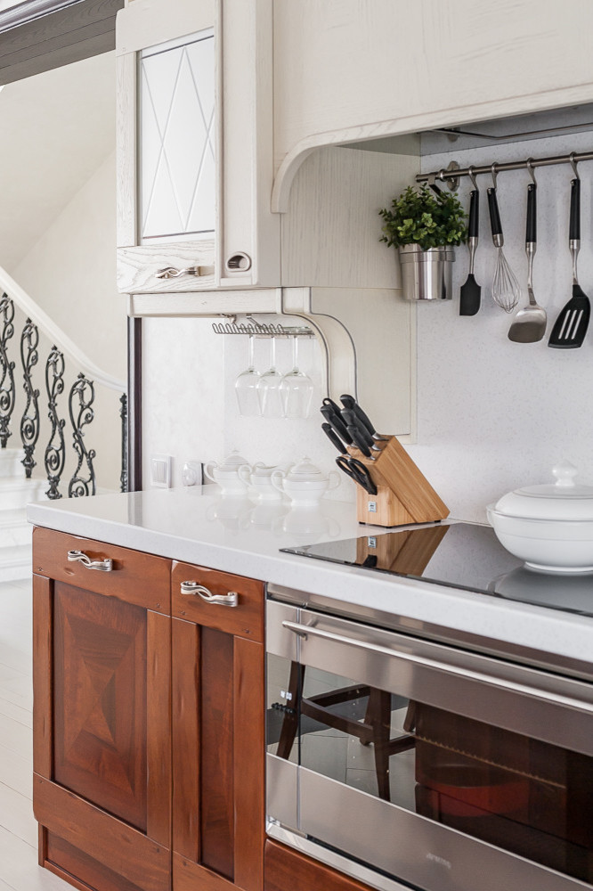 ДОМ НА ХОЛМЕ