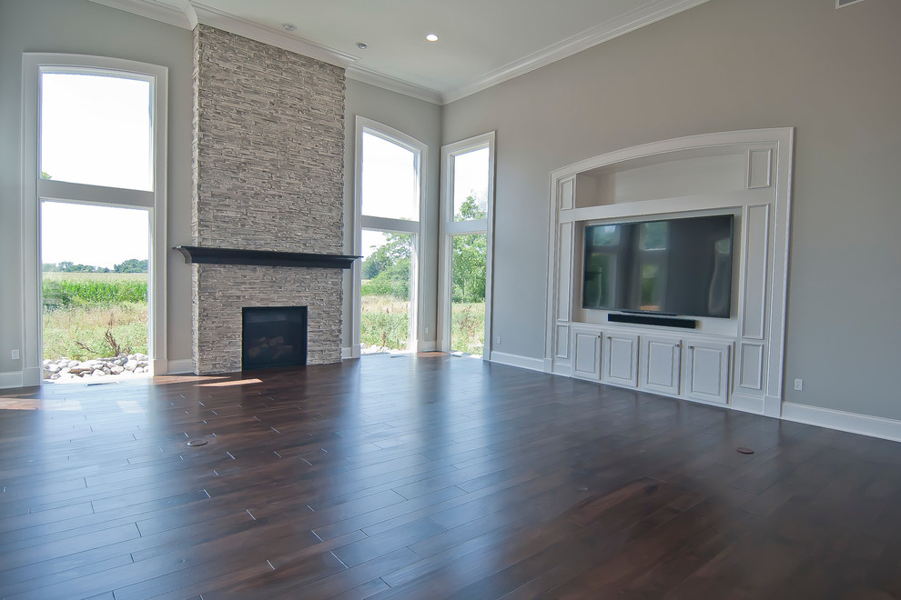 Home design - transitional home design idea