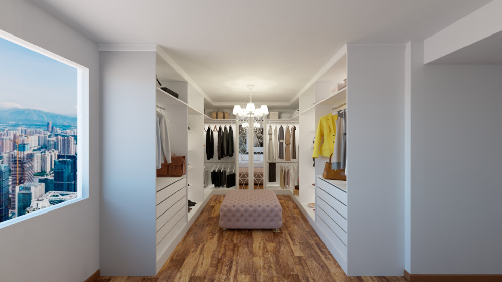 Fitted Walk in Dressing Room with Lacquer Mirror Doors