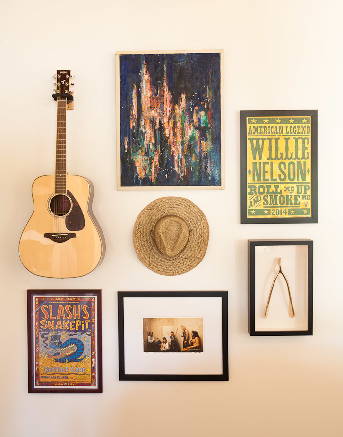 Home design - eclectic home design idea in Phoenix