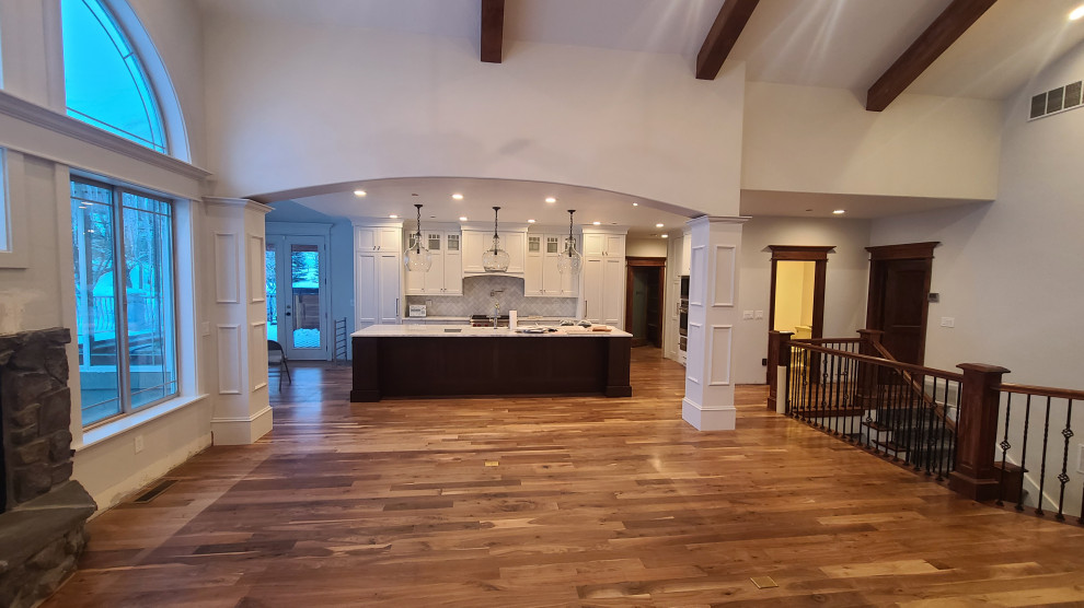 Before kitchen/living