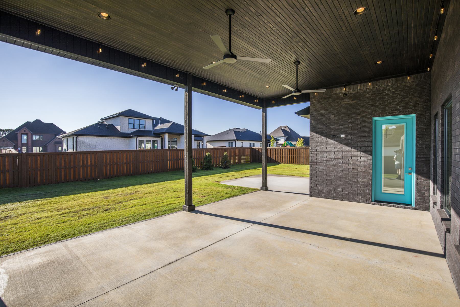 SV136_8605 S 86th PL