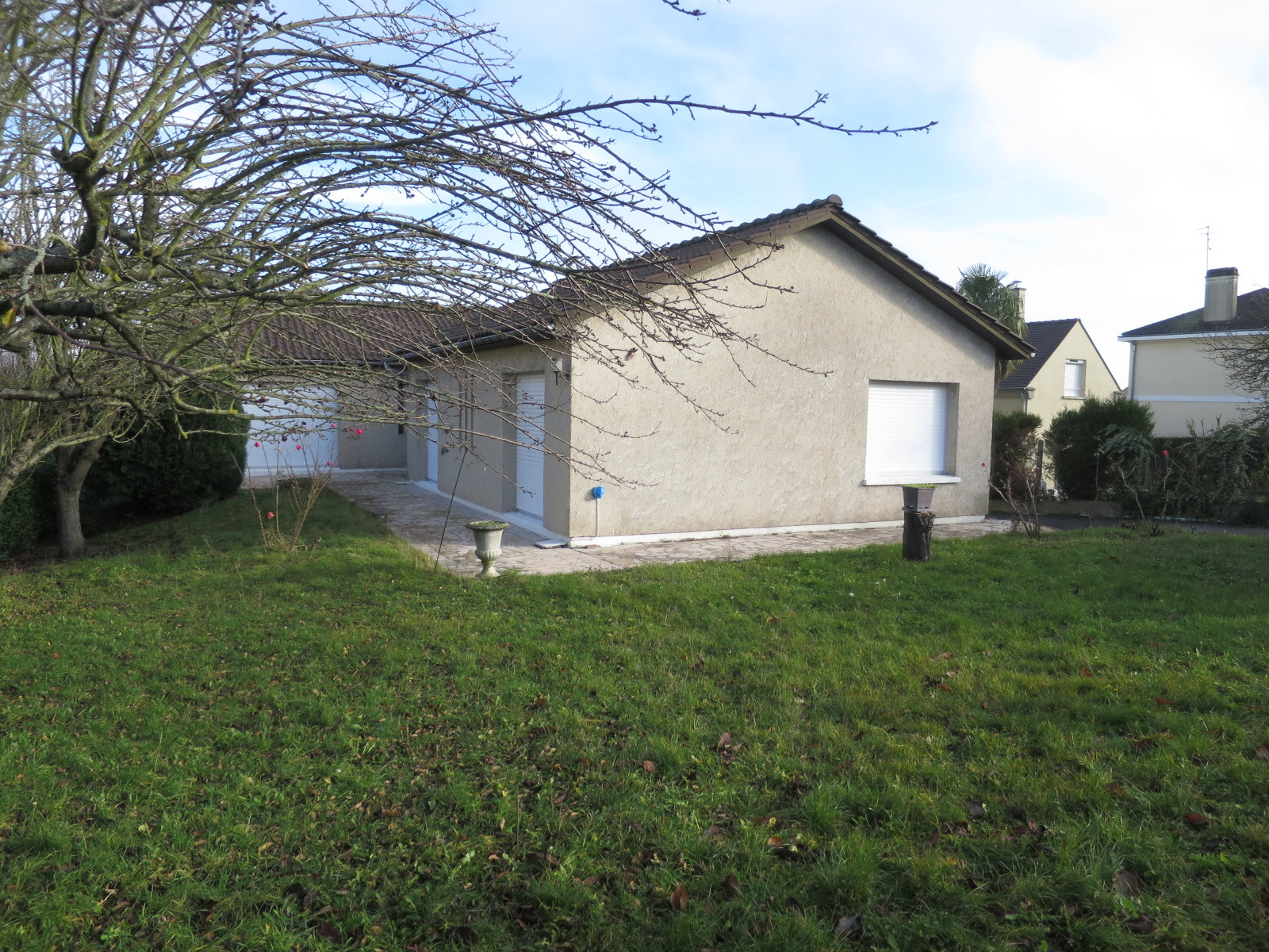 Rénovation d'une maison individuelle de 160 m² et modification de clôture