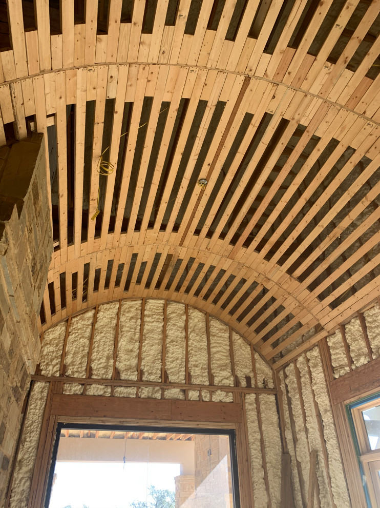 Home design - transitional home design idea in Austin