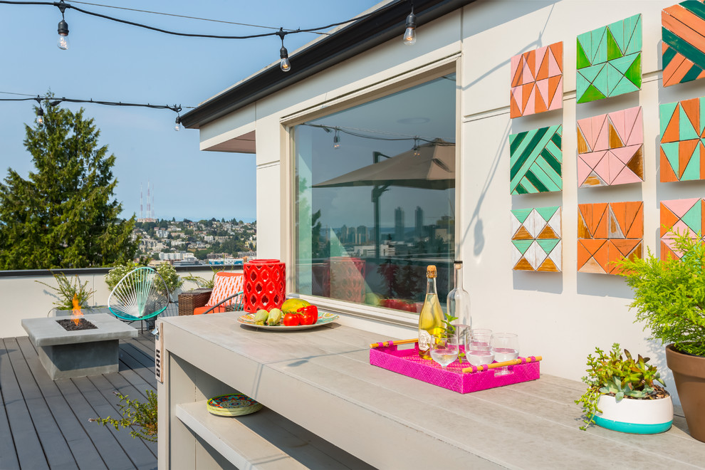 Transitional home design photo in Seattle