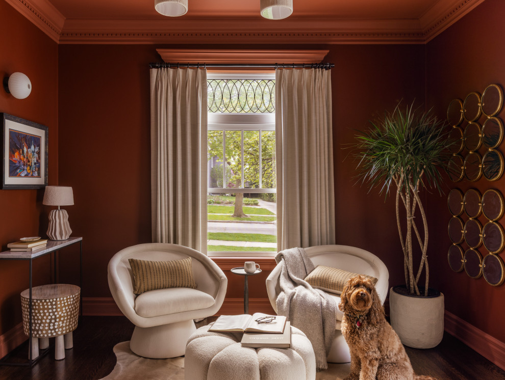 Example of a transitional home design design in Orange County