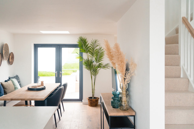 Fairhaven coastal-dining-room