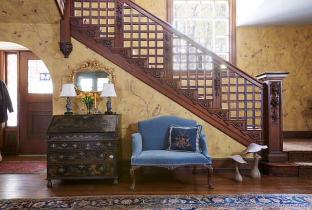 Split Rock Manor victoriano-escalera