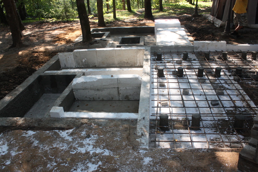 Искусственный водоем в стиле Лофт в Подмосковье.