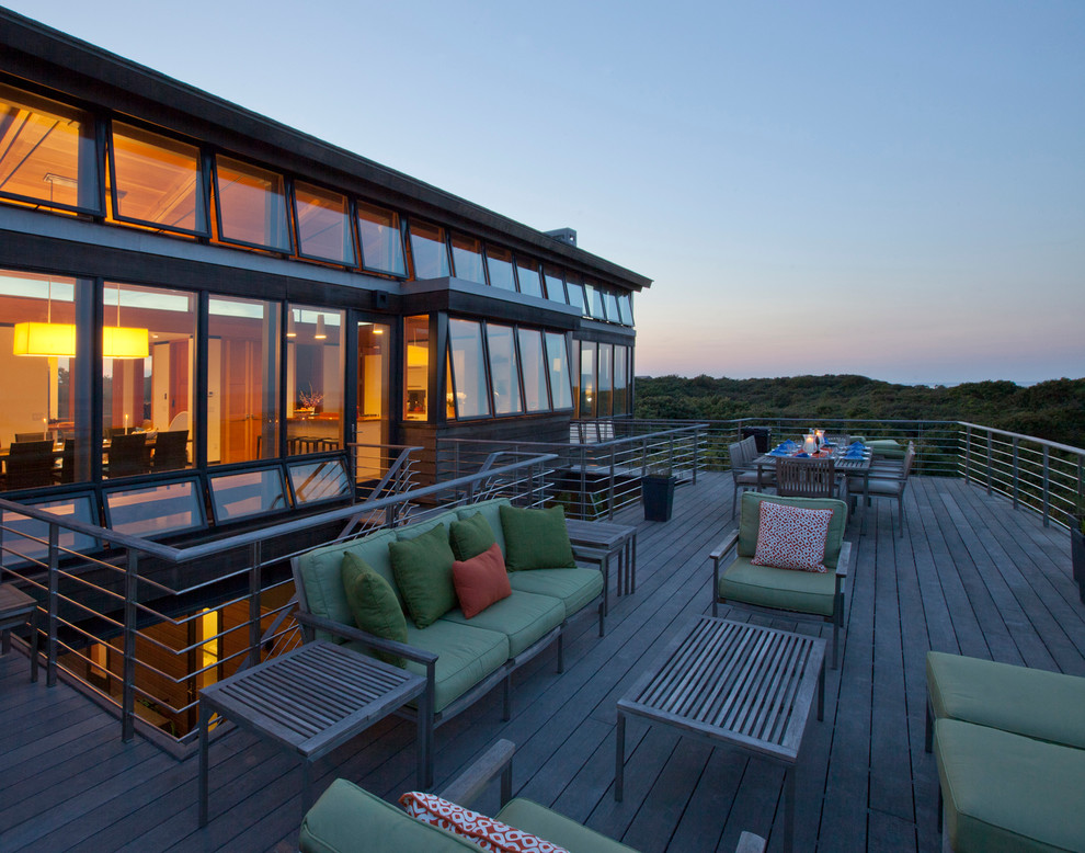 Deck - modern deck idea in Boston
