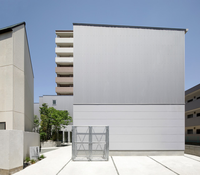 第三永伸アパート moderno-fachada