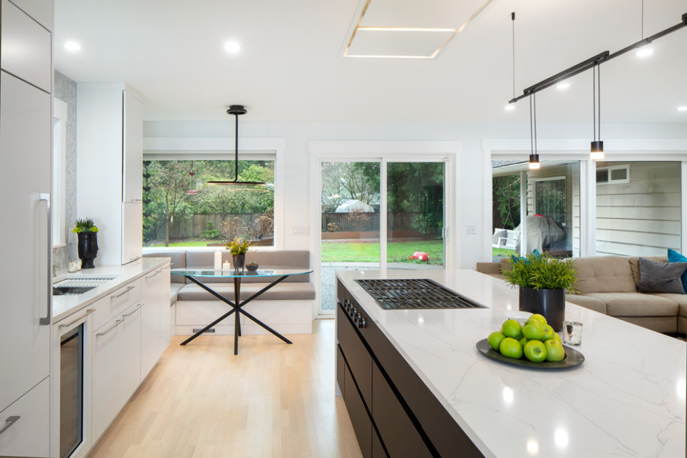 Bellevue Contemporary Black & White Kitchen Contemporary Kitchen