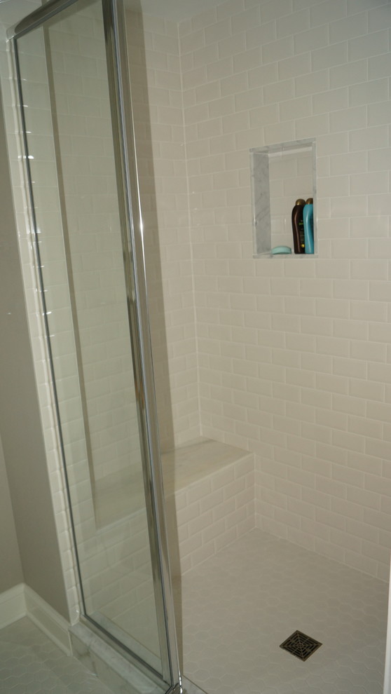 Home design - transitional home design idea in Chicago