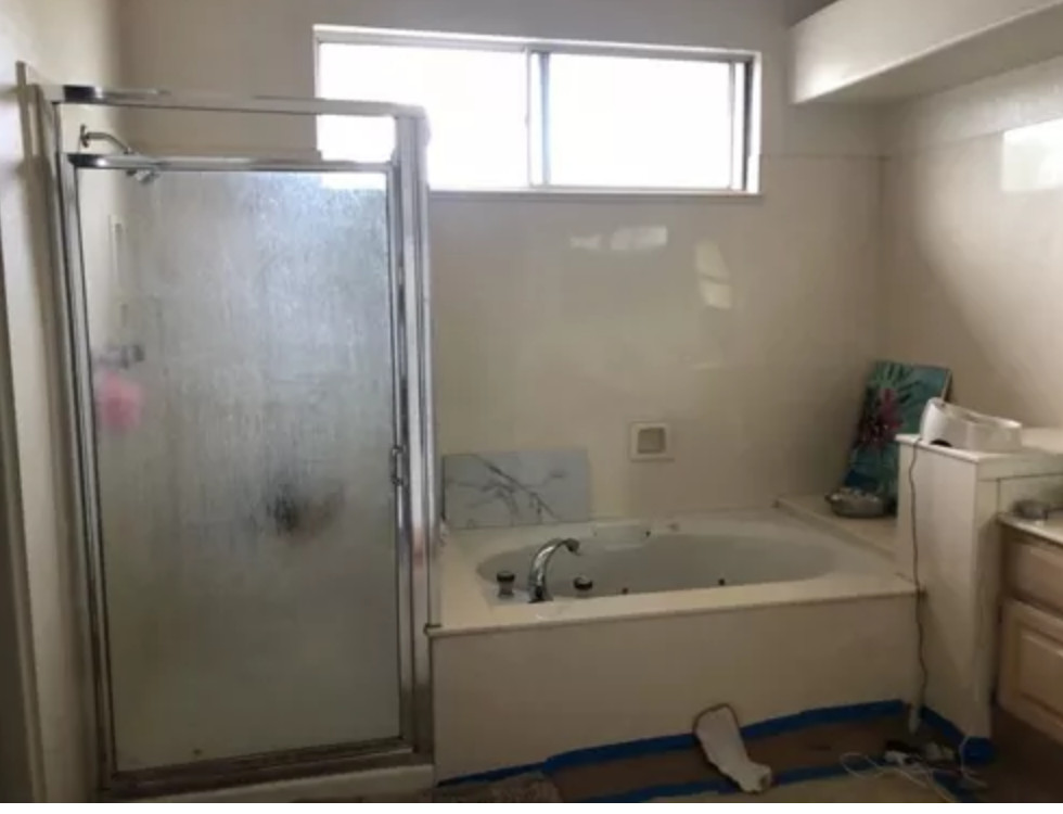 Bathtub Drain location matters?