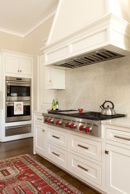 Beautiful Transitional New Construction koekken