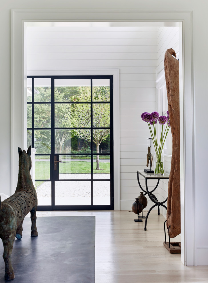 Amagansett Beach House - Architectural Advisement & Interior Design by Chango & Co.
Architecture by Thomas H. Heine
Photography by Jacob Snavely
See the story in Domino Magazine