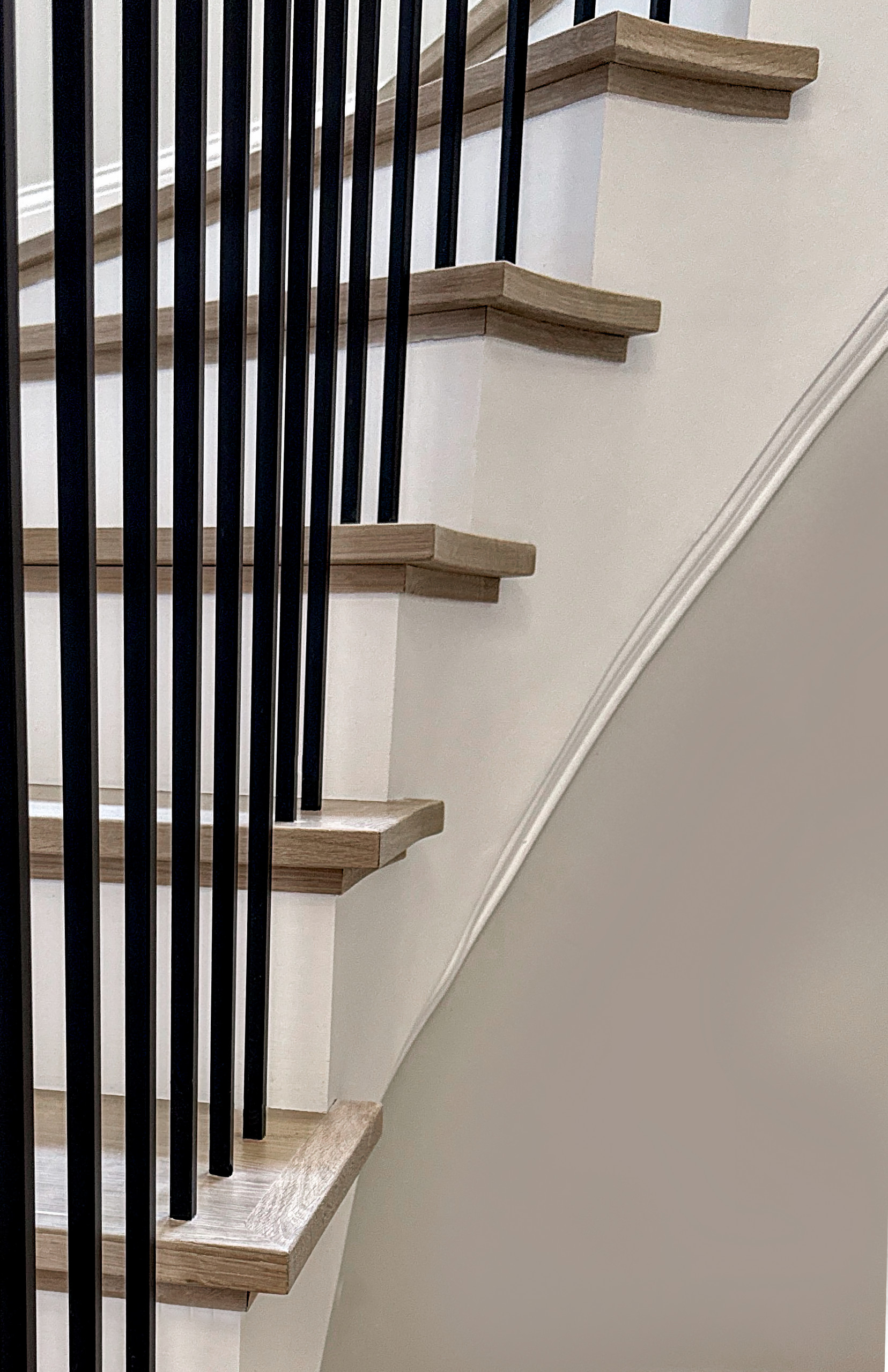 Project #150 | Contemporary White Oak Curve