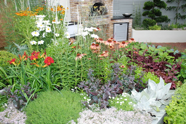 KITCHEN GARDEN contemporary-traedgaard