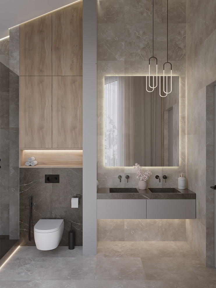 Отдельно стоящая ванная с большими окнами