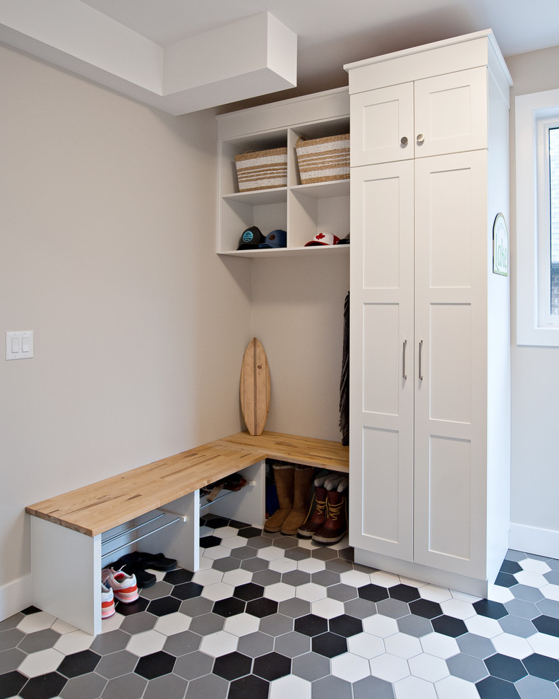 Inspiration for a transitional entryway remodel in Toronto