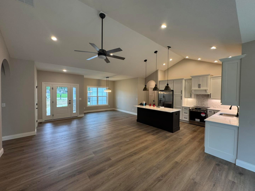 Kitchen and living area 16