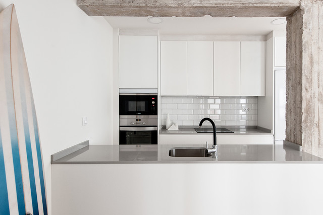 Piso en Santander. Proyecto integral de Aedificare coastal-kitchen