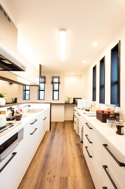 Interiors contemporary-kitchen