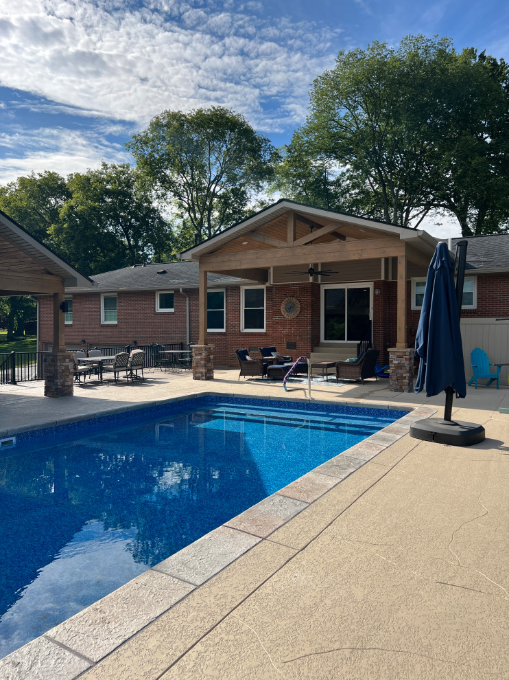 Lakeside Pool House