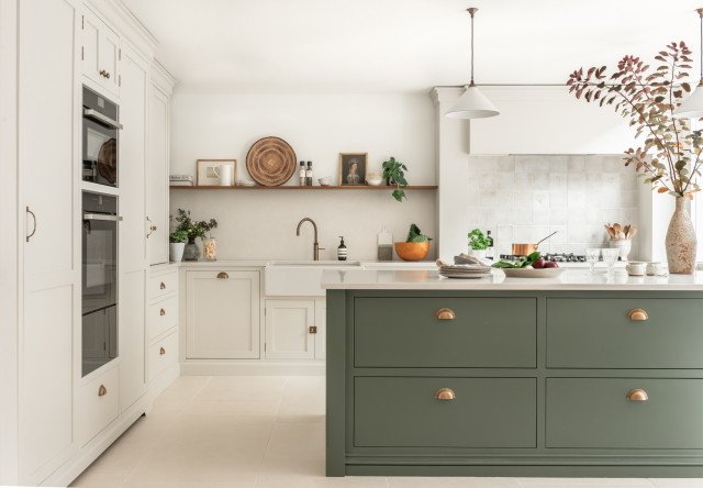 9 Green Paint Colors to Consider for Your Kitchen