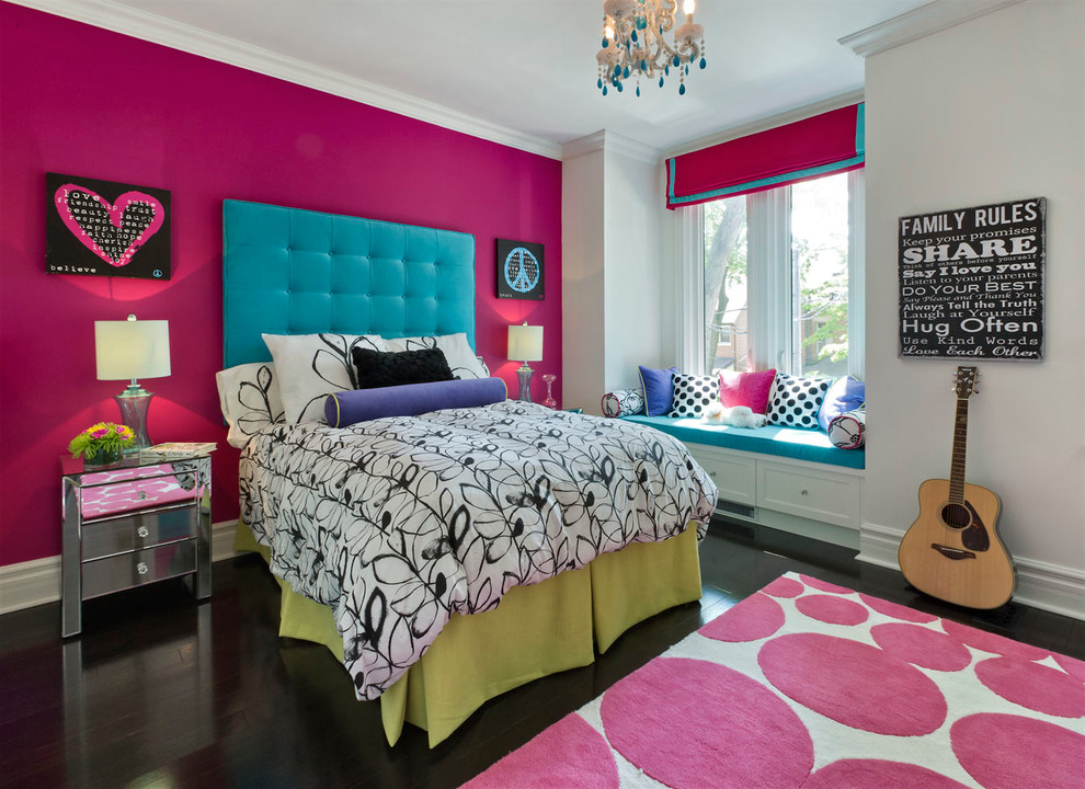 This is an example of a transitional teen room in Toronto.