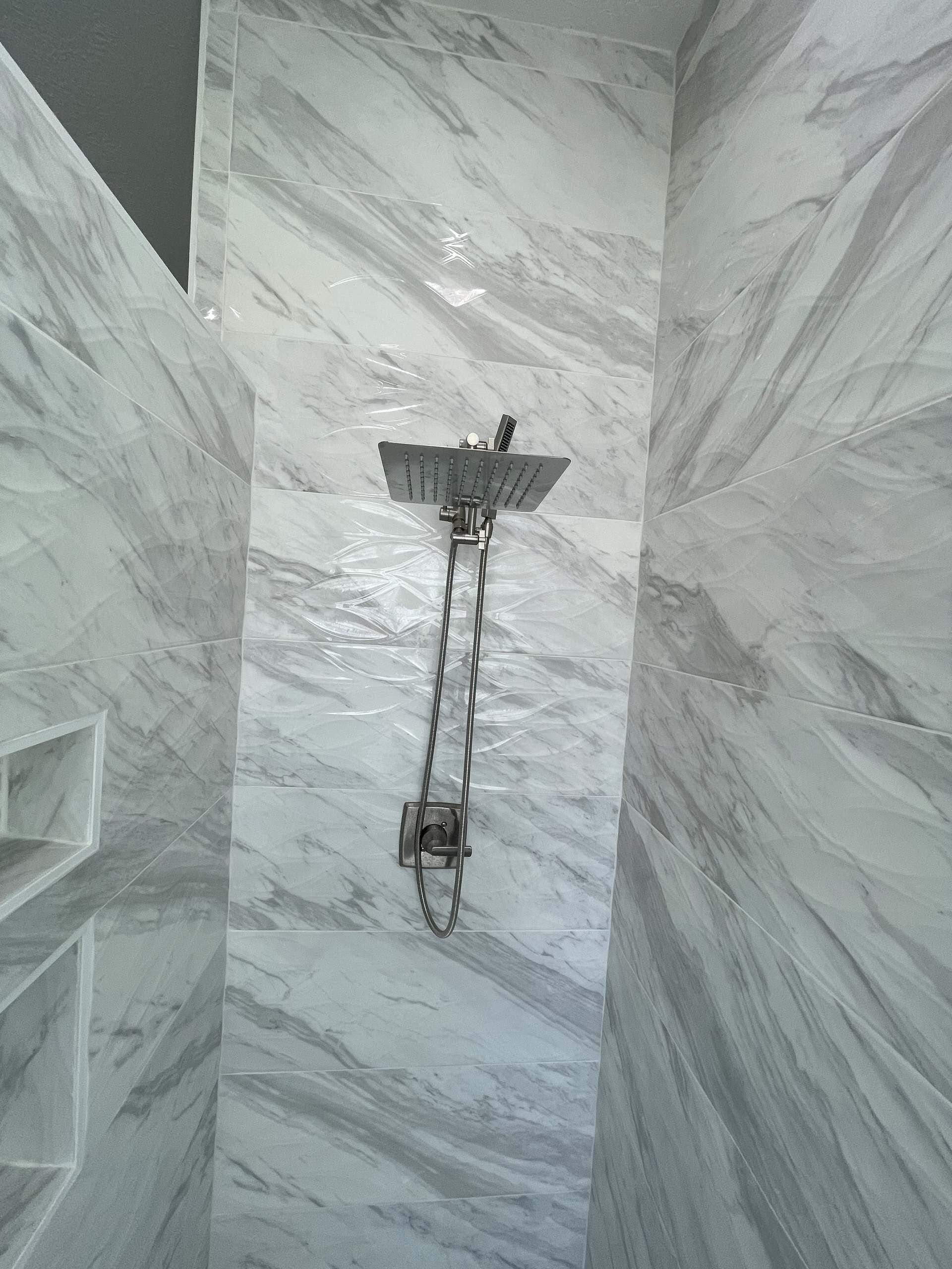 Contemporary Primary Bathroom Remodeling in Tomball, TX