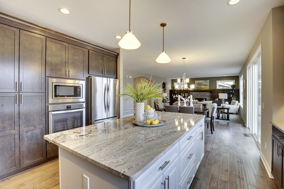 Inspiration for a transitional kitchen remodel in Minneapolis