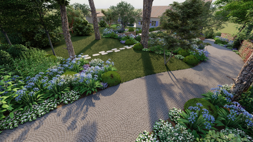 Design ideas for a mid-sized mediterranean garden in Nice.