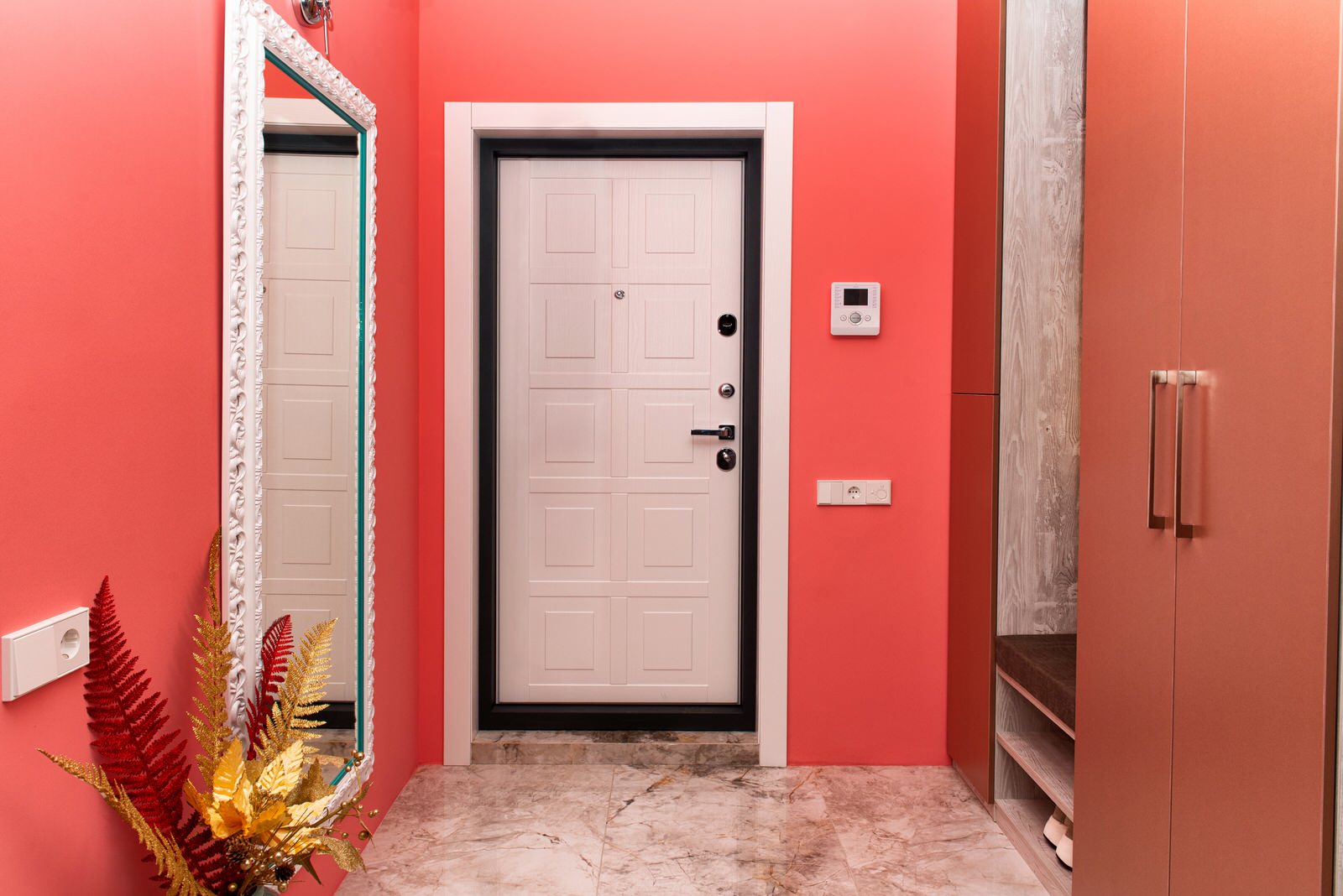 Квартира в цвете «соблазнительный коралл». ЖК «Лайнер»