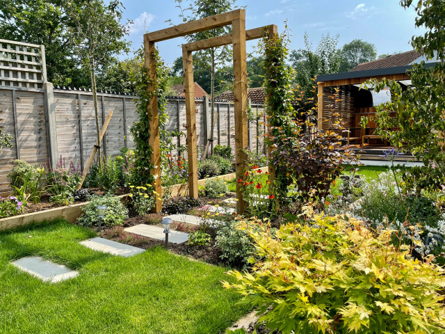 Ashtead rustic-garden