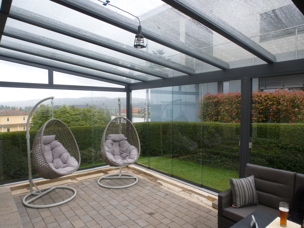 Mittelgroßer Moderner Wintergarten in Sonstige