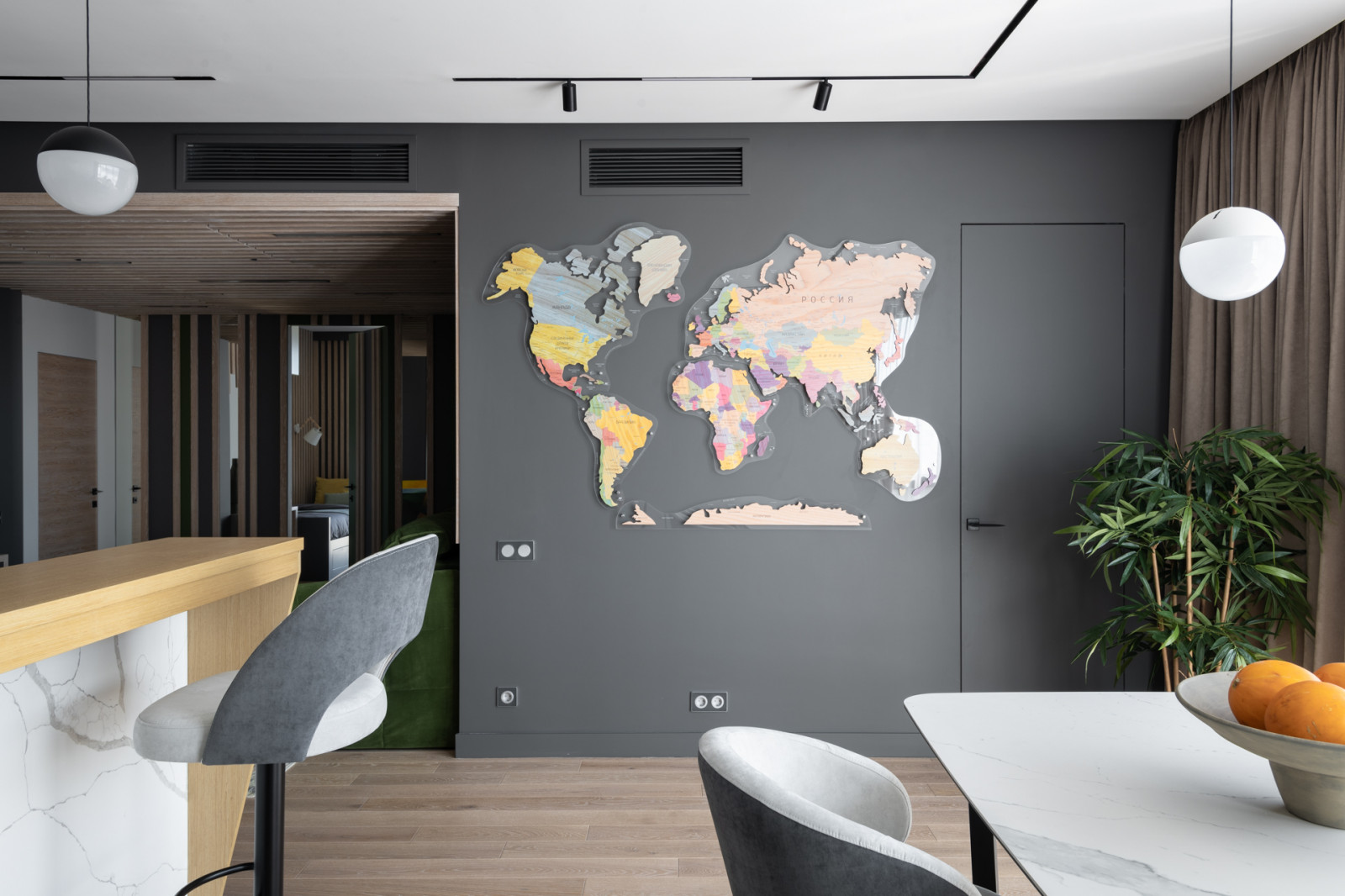 Просторная и современная квартира в ЖК Монодом для семьи с тремя детьми