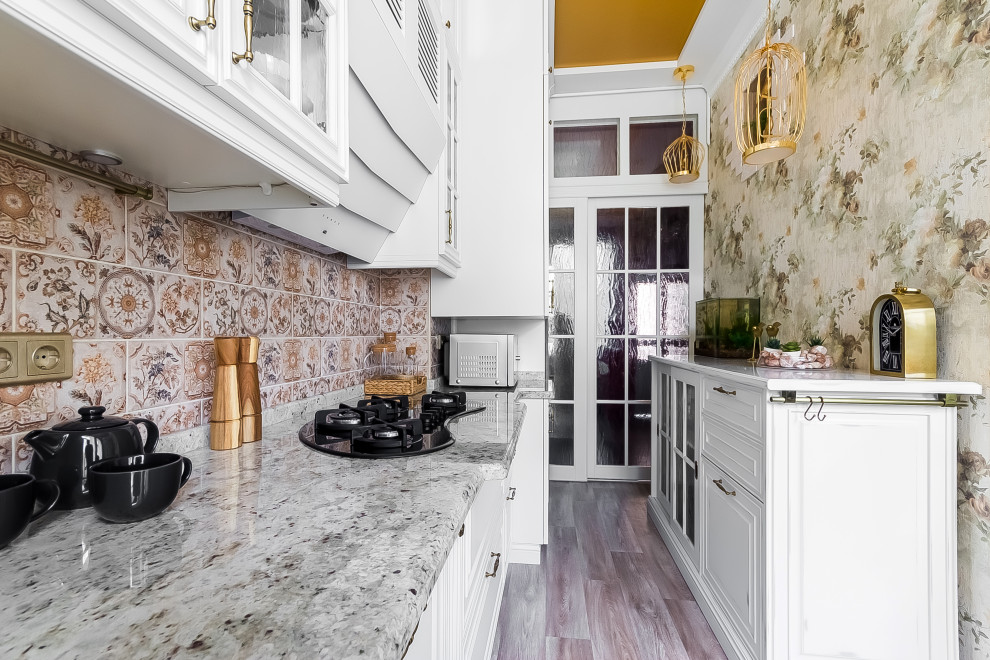 Маленькая кухня в классическом стиле